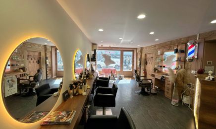 Le p'tit salon arboisien : Coiffeur à Arbois