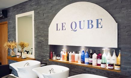 LE QUBE Hair & Barber Studio : Barbier à Truyes