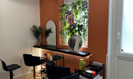 Insolite Paris : Coiffeur à Suresnes
