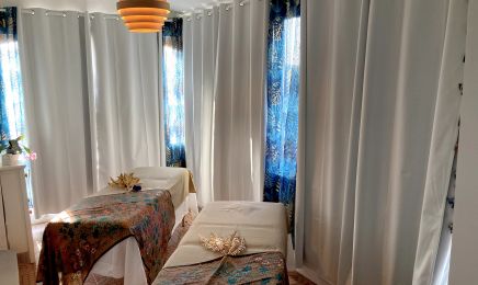Aude Hauselmann - Massages Duo / Prénatal / Drainage / Réflexologie / Deep Tissue / Kobido : Institut de beauté à Montpellier