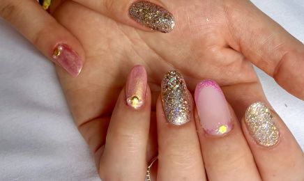 Nuances & Ongles : Manucure à Guipavas