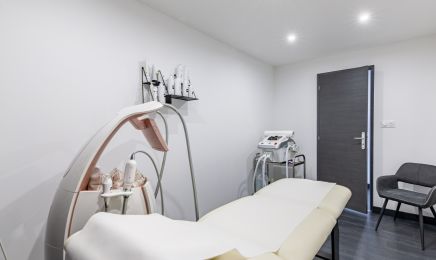 Belle Ô Naturel : Coiffeur à Falaise