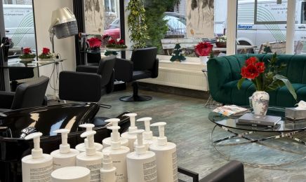 Hair & Cosmetic CH Cicek Höbek: Kosmetikstudio in Bochum