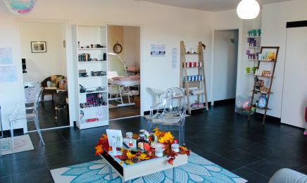Carlota Conseil Esthetique : Manucure à Aytré