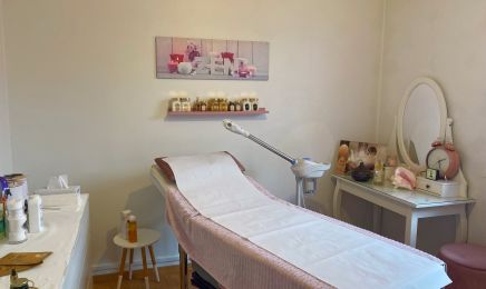 Amele Beauty : Manucure à Argenteuil