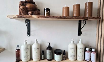 Le Retrospec'tiff - Salon de coiffure, Head-Spa et Manucure : Manucure à Aumetz