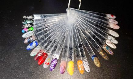 Hell’s Nails : Manucure à Pont-de-Roide 