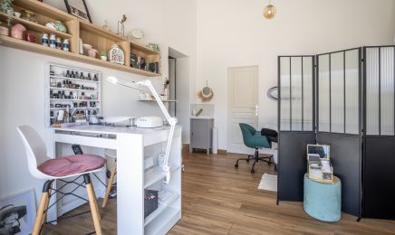 Prunelle Regard et Ongles : Manucure à Merville