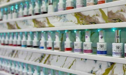 DJ NAILS : Institut de beauté à Antibes