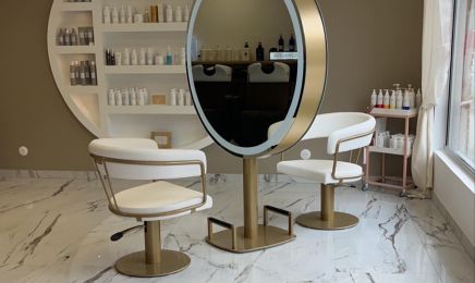 Les doigts d'or d'Élodie & Oya Esthétique  : Coiffeur à Toulouse