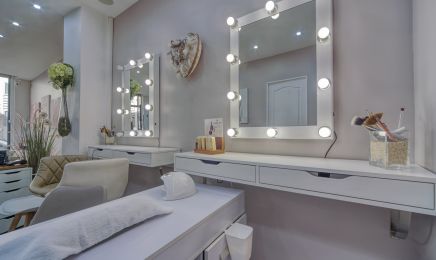 L'éclat du sourcil  : Institut de beauté à Paris