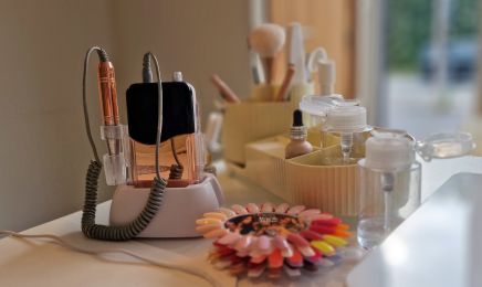 GlowUp Studio : Manucure à Braine-Le-Comte 