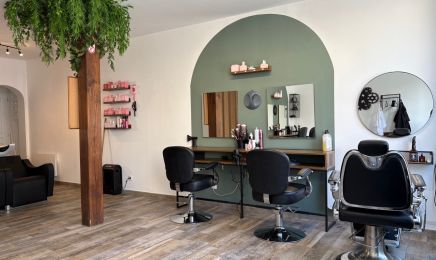 Hair industry  : Coiffeur à Reims