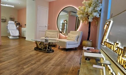 Zhanna l'art russe : Institut de beauté à Cannes
