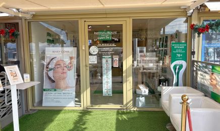 Mary Cohr - Juan-les-Pins Au Palais de L'Ongle : Institut de beauté à Juan-les-Pins