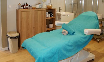 Entract beauté : Manucure à Breuillet