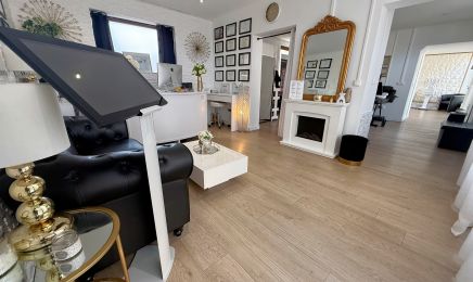 A.DERMO EXPERT ESTHETIC - Centre de maquillage permanent & Microblading : Institut de beauté à Villemeux-sur-Eure