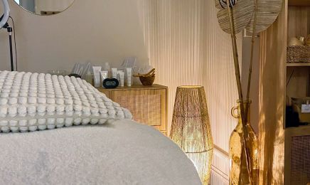 Maison Héra et L’Atelier head spa : Coiffeur à Rives