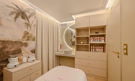 Coralie Journois Beauty Expert : Manucure à Charbonnières-les-Bains