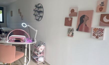 Le Salon By Fafani : Manucure à Sartrouville