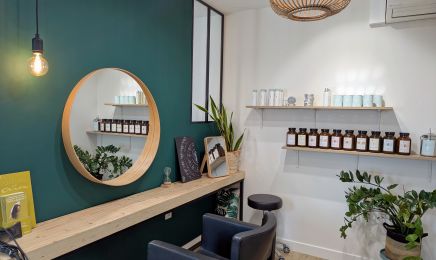 Le lieu . Maison capillaire (Aquaz) : Coiffeur à Venansault