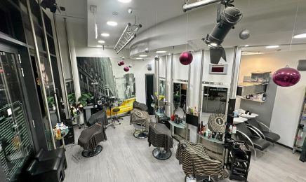 Jan Friseur: Friseur in Dresden