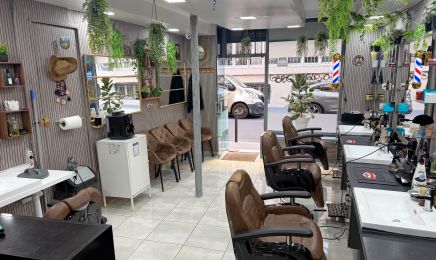 Prestige Coiffure et Barbier : Institut de beauté à Paris