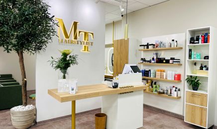 Hairstylist Mehtap: Kosmetikstudio in Göppingen