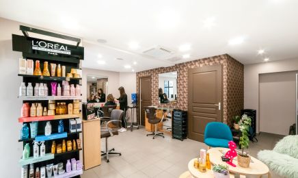 First by Laurence : Coiffeur à Angoulême