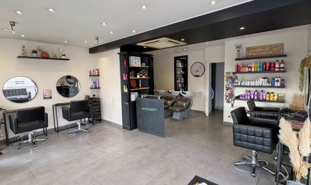 Métamorphose Coiffure : Coiffeur à Le Coteau