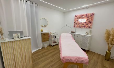 Elo Beauty Institut : Manucure à Bouchemaine