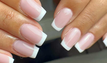UN MOMENT POUR SOI - Institut l Ongles l Cils : Institut de beauté à Peyruis