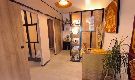 Isan Thai Massage : Institut de beauté à Sérignan