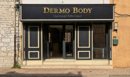 AKC TATTOO : Coiffeur à Les Pennes-Mirabeau