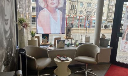 Marinas Haarzauber: Friseur in DO