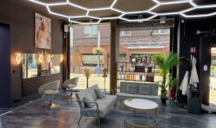 YASO HAİRHOLYC DAMEN & HERREN: Friseur in Gelsenkirchen