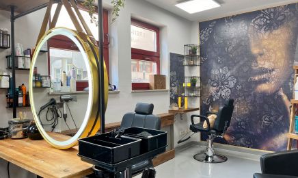 Ladymsi Waxing & Hairstyling: Kosmetikstudio in Stuttgart