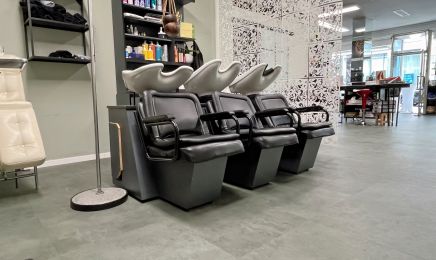 Friseur Antoine & Paola moda capelli: Kosmetikstudio in Karlsruhe