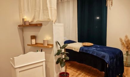 Pasithea Head Spa & Massage : Coiffeur à Meyzieu