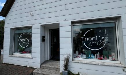 Thonis Haircut: Kosmetikstudio in Thierhaupten