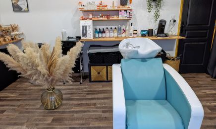 SupHair & Lashes : Coiffeur à Saint-Hilaire-de-Lusignan