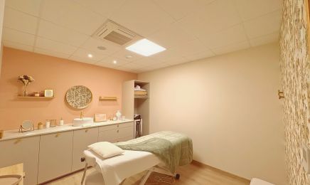Maison de la beauté : Manucure à L'Isle-Jourdain