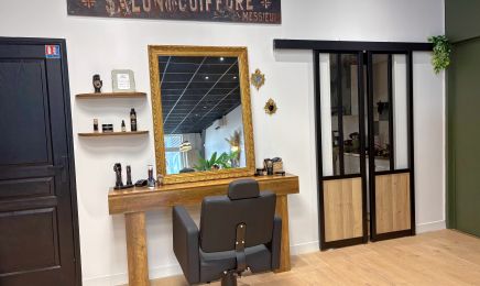 Chloé Simon Artisan Coiffeur  : Barbier à Poitiers