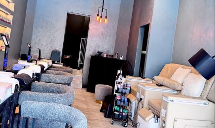 B.LAB Nails & Tattoo Bar: Kosmetikstudio in München