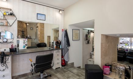 Chez Vava : Coiffeur à Anse