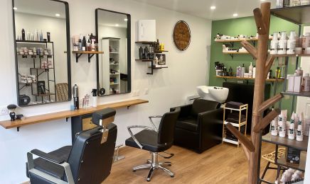 Le Salon By Cécile  : Coiffeur à Curel