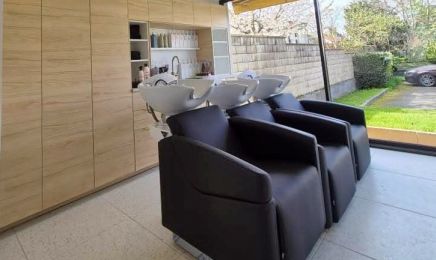 Hair By V : Coiffeur à Saint-Jacques-de-la-Lande