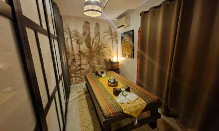Isan Thai Massage : Institut de beauté à Sérignan