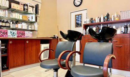 Salon Rouge: Friseur in Bochum