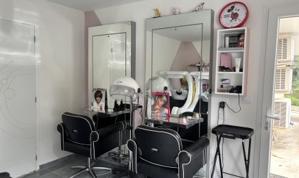 Nanou coif : Barbier à Espiet